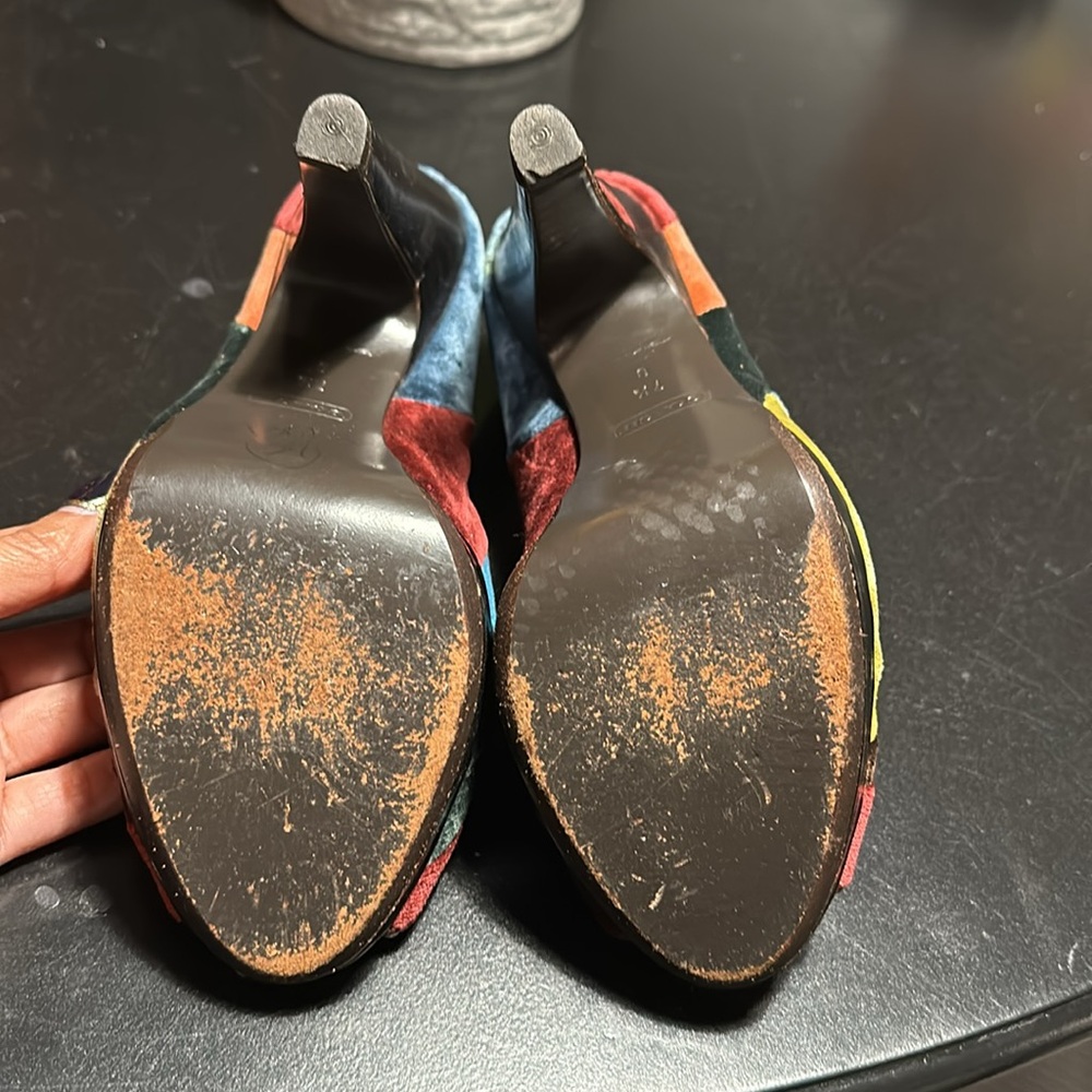Velvet patch, coach peep toe high heels - Picture 5 of 12